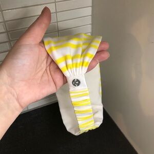 Lululemon reversible ladies headband 🍋